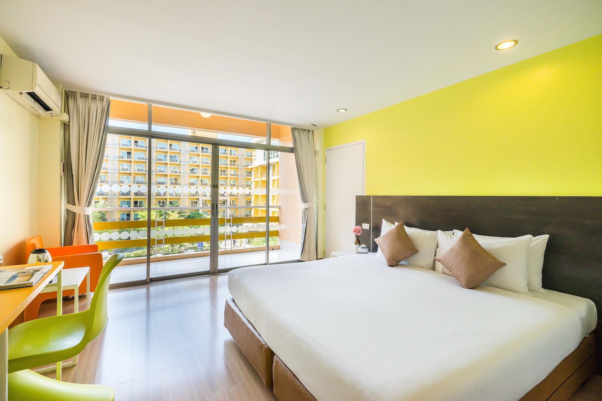 Bella Express Hotel Pattaya Exterior photo