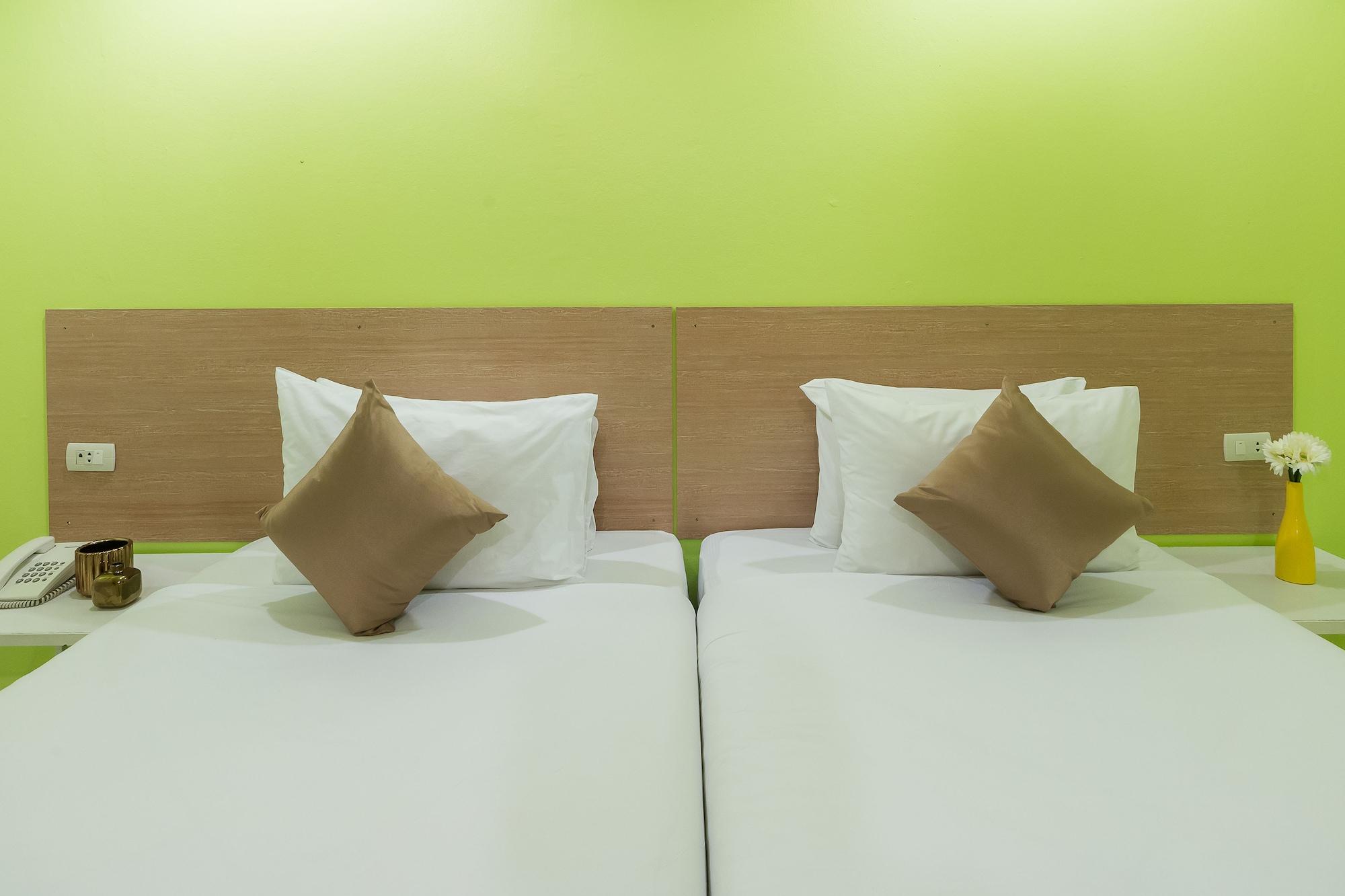 Bella Express Hotel Pattaya Exterior photo