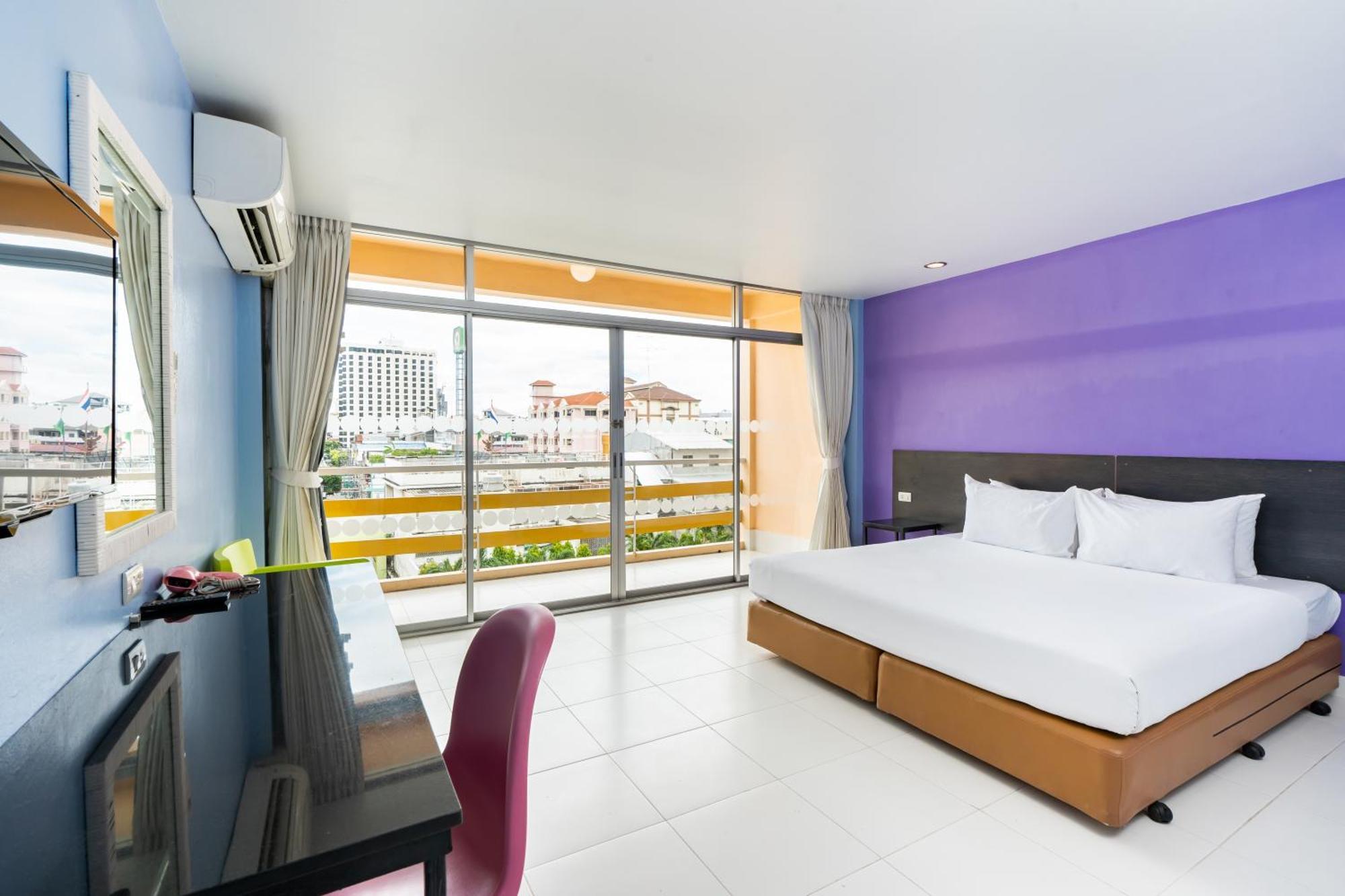 Bella Express Hotel Pattaya Exterior photo