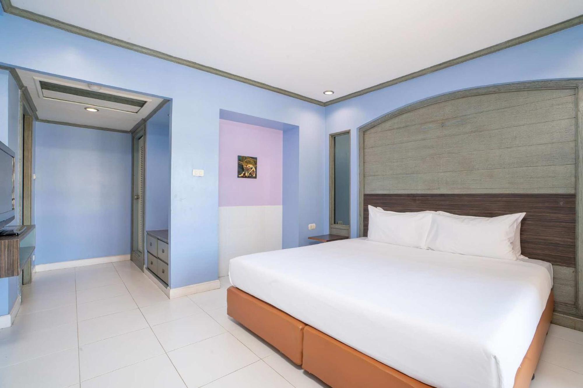 Bella Express Hotel Pattaya Exterior photo