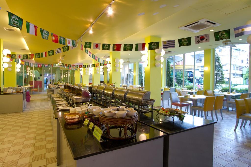 Bella Express Hotel Pattaya Exterior photo